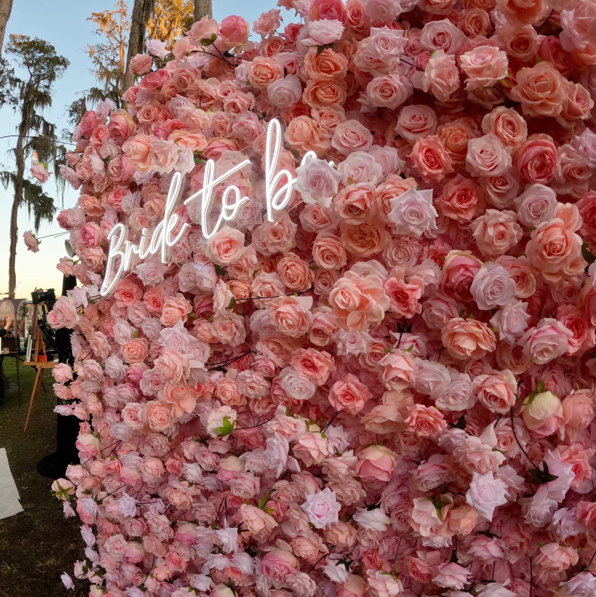 Bella Bloom Flowerwalls
