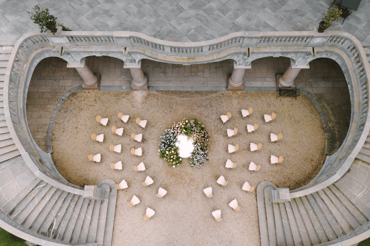 A Glamorous Fall Styled Shoot at Château Bouffemont photo 3