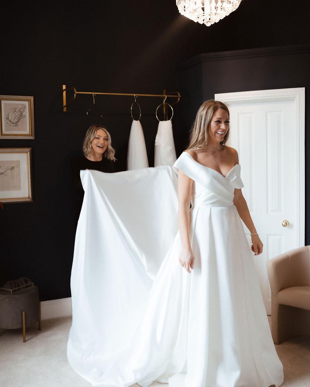 Lara Belle Bridal Boutique portfolio 2