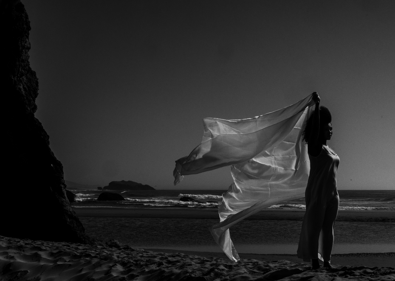 A Non-Traditional Styled Shoot in Florence, Oregon photo 2