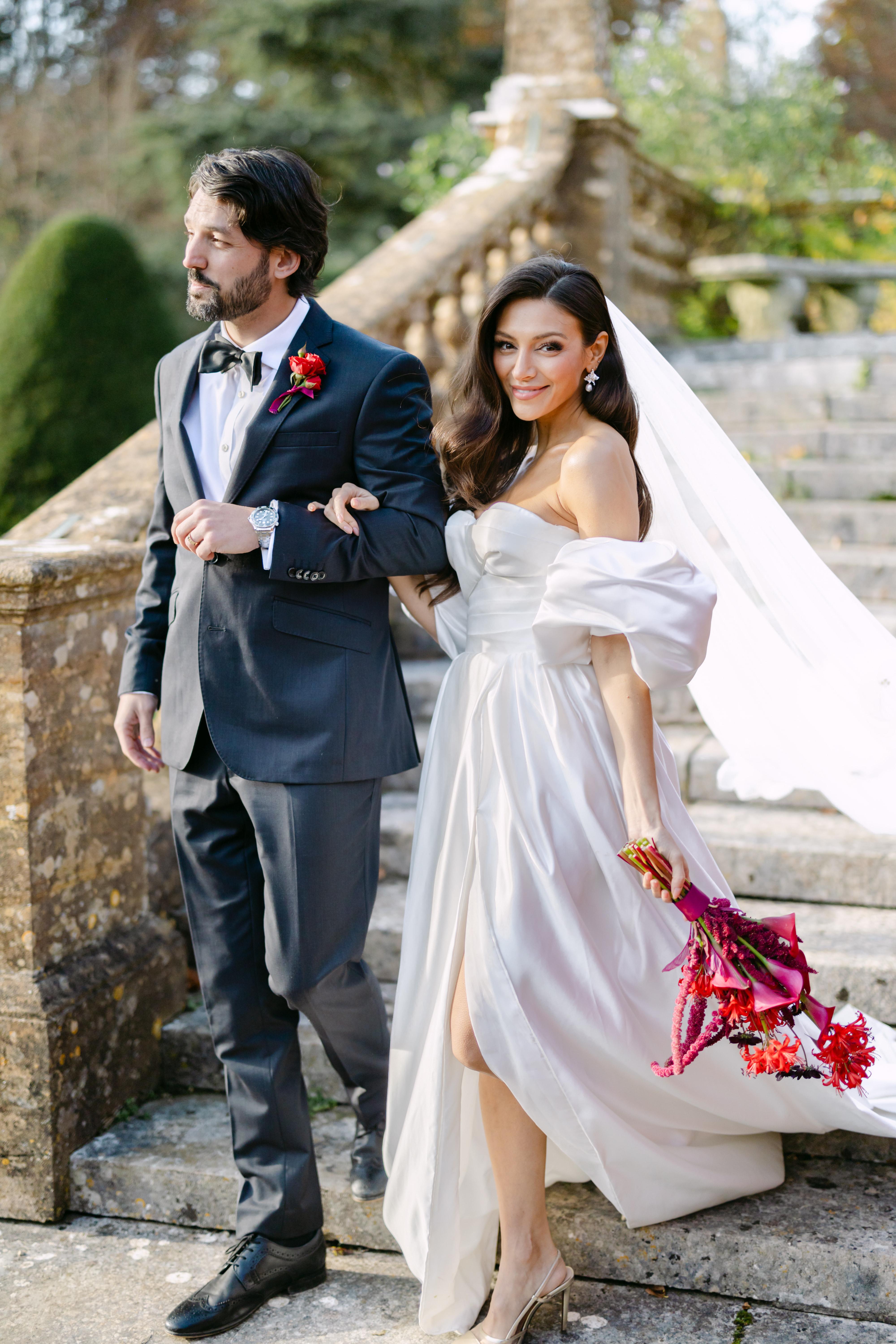 A Glamorous Winter Wedding Shoot at Parnham Park 22