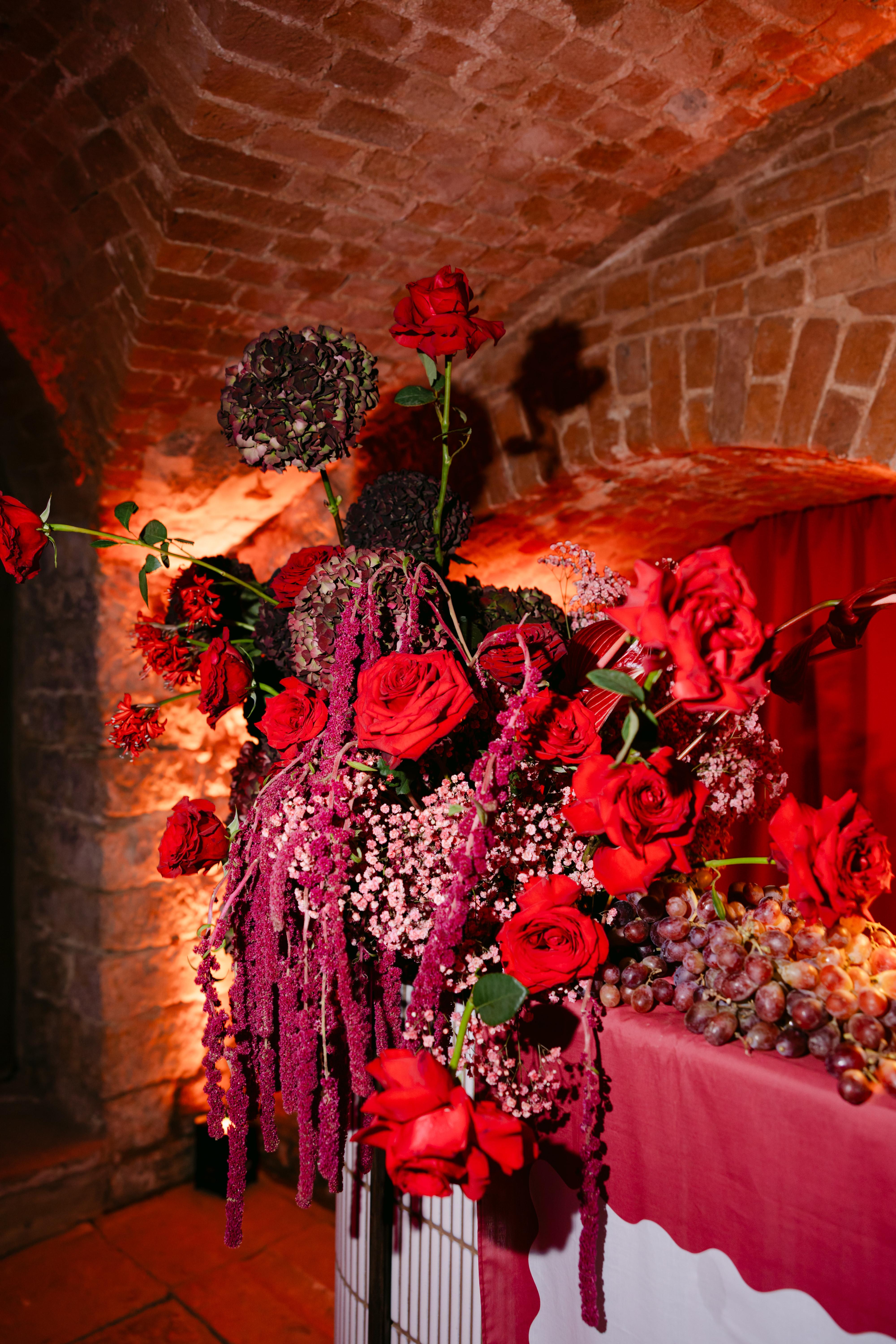 A Glamorous Winter Wedding Shoot at Parnham Park 42