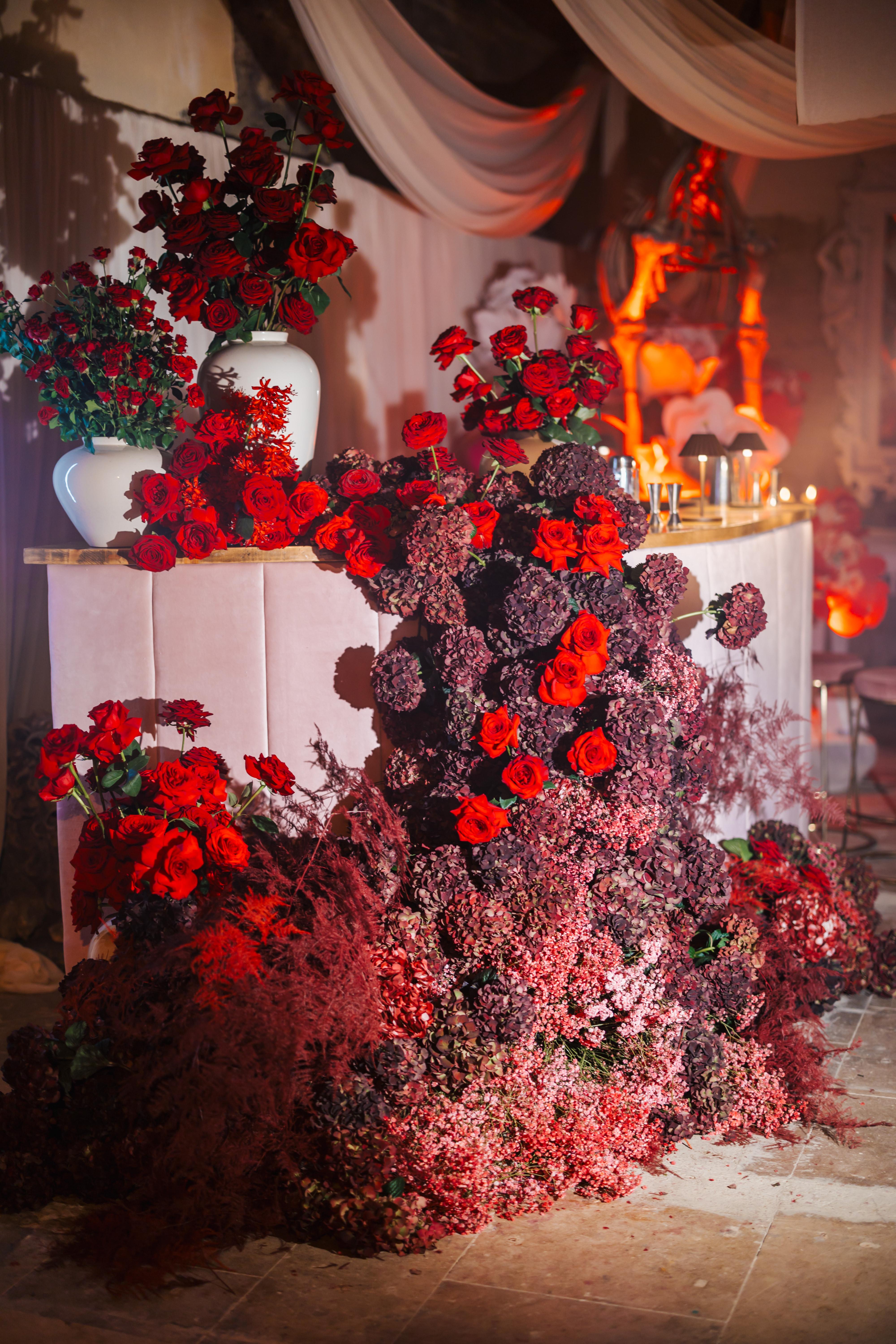 A Glamorous Winter Wedding Shoot at Parnham Park 41