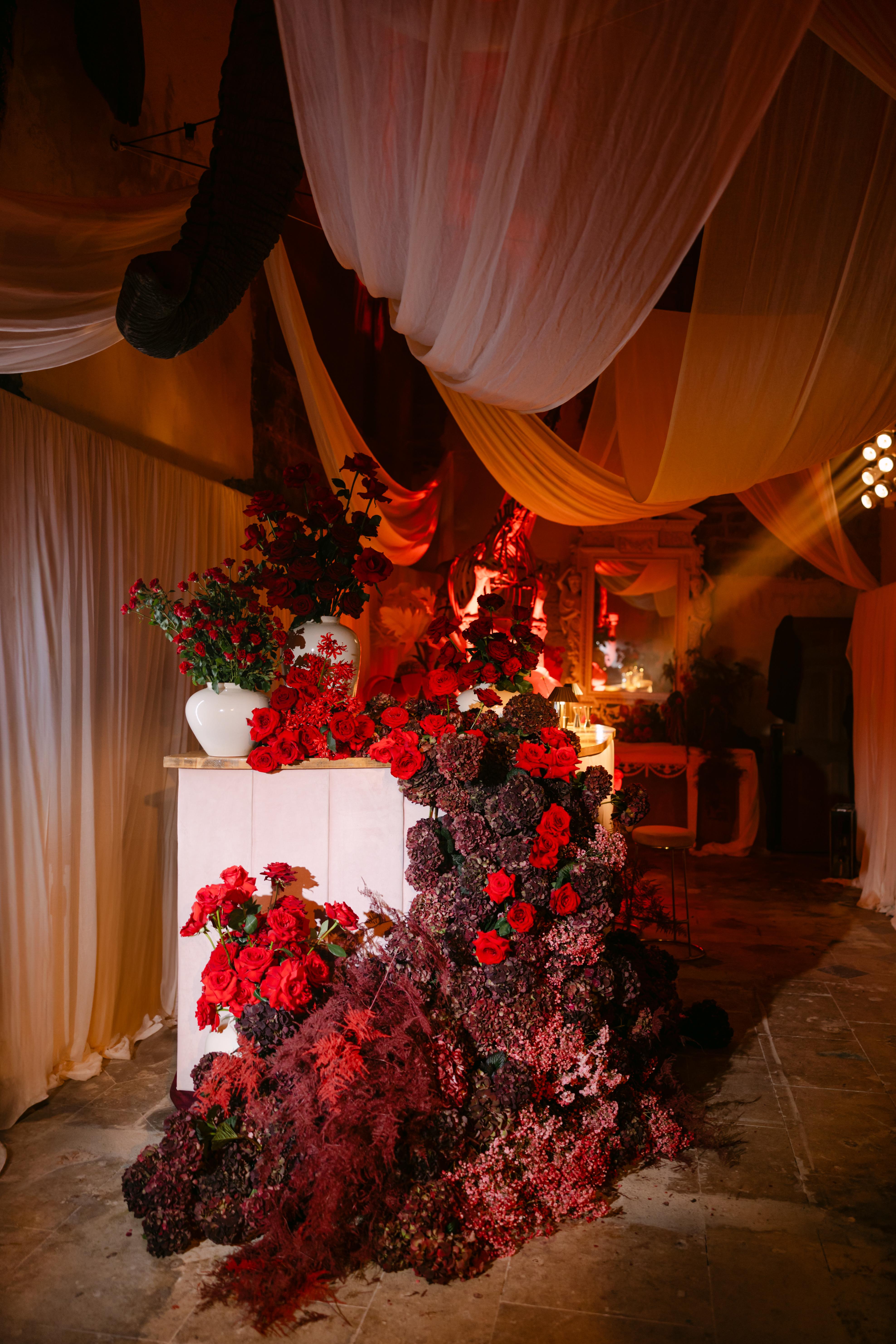 A Glamorous Winter Wedding Shoot at Parnham Park 50