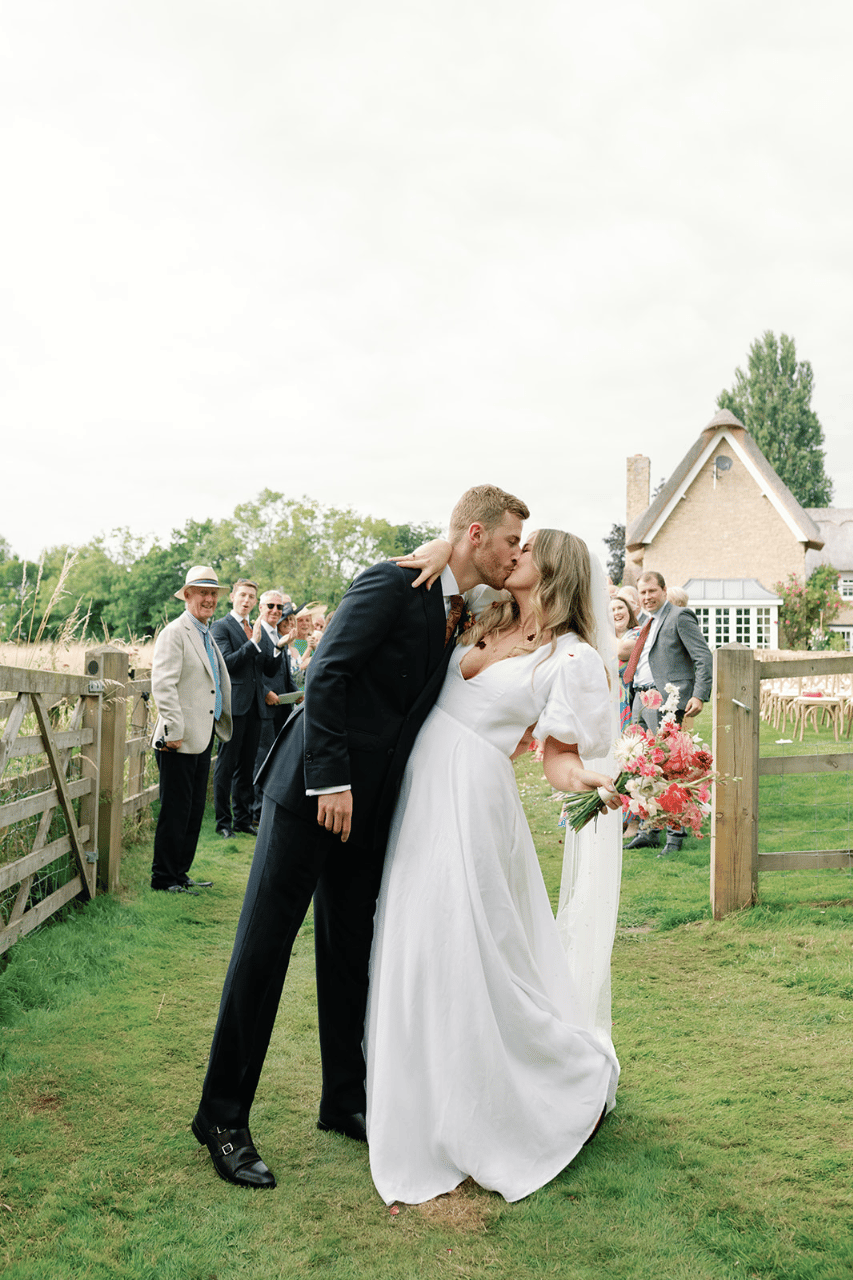 Fields & Festoons Outdoor Weddings portfolio 4