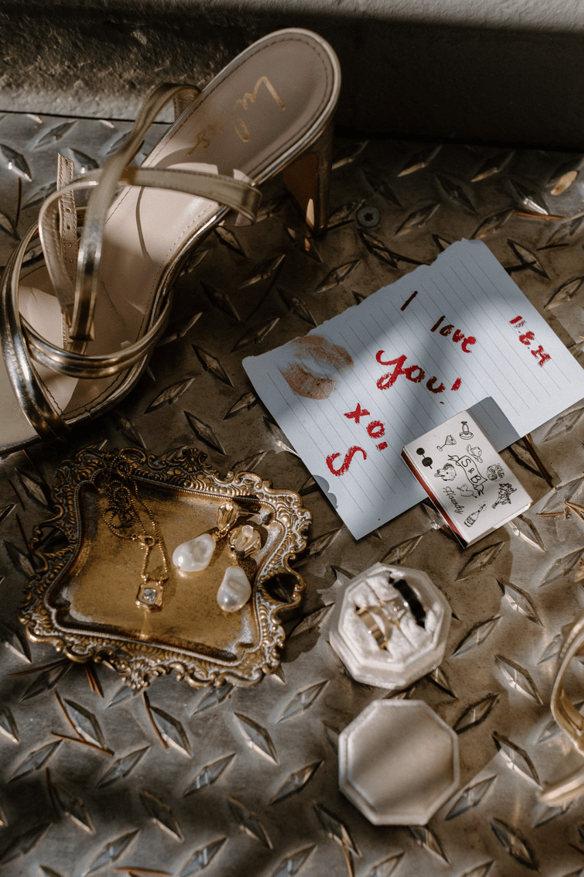 A Classic Winter Wedding at Miner's Foundry Cultural Center photo 3
