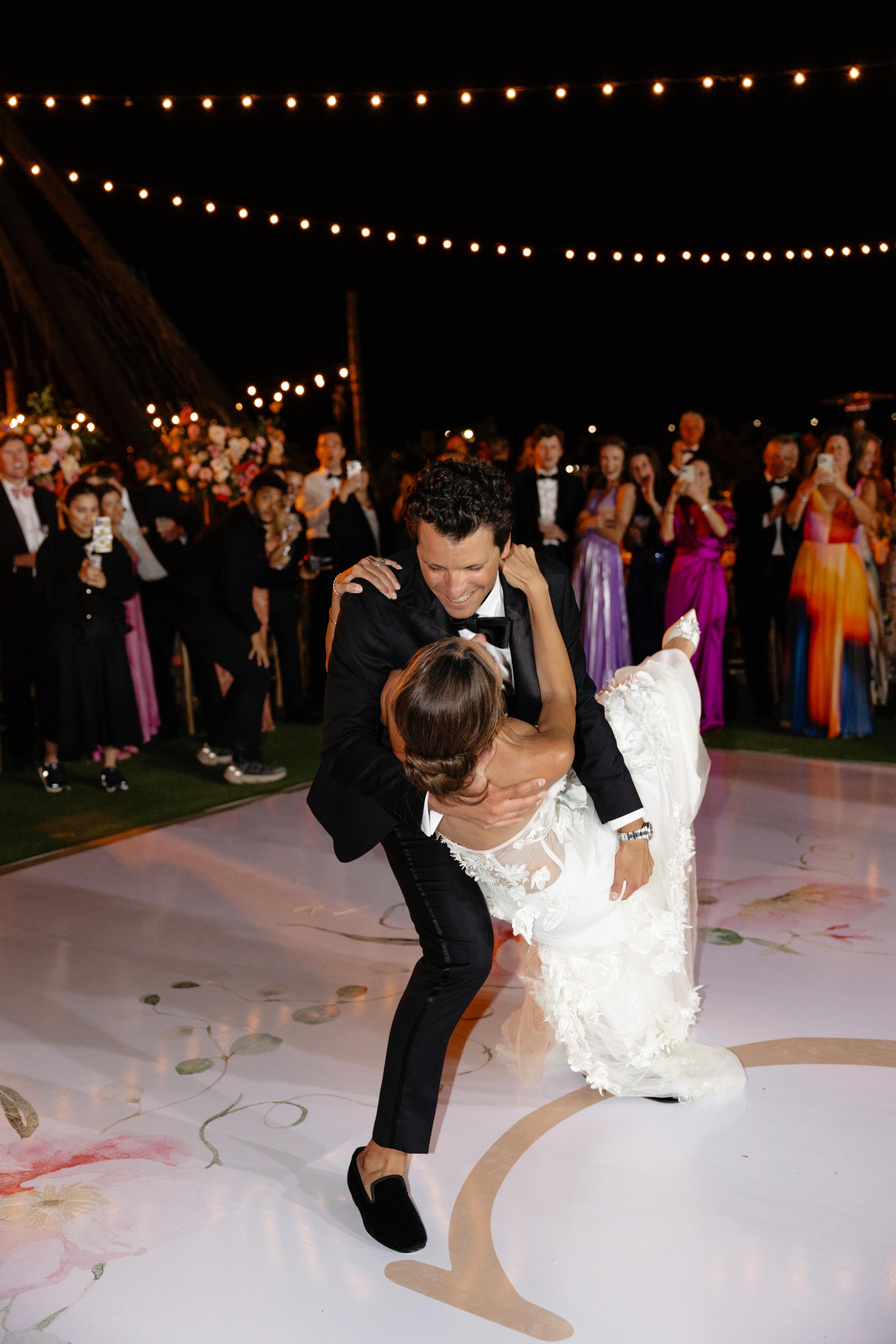 A Whimsical Winter Wedding at Chileno Bay Golf & Beach Club photo 4