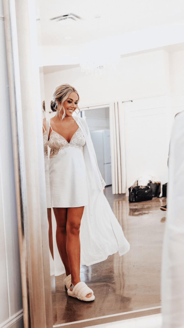 A Modern Winter Wedding at The Grand at The Greystone Estate photo 3