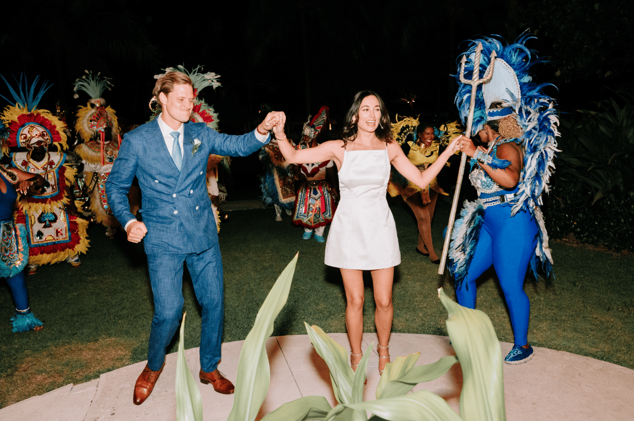A Modern Spring Wedding at Lyford Cay Club