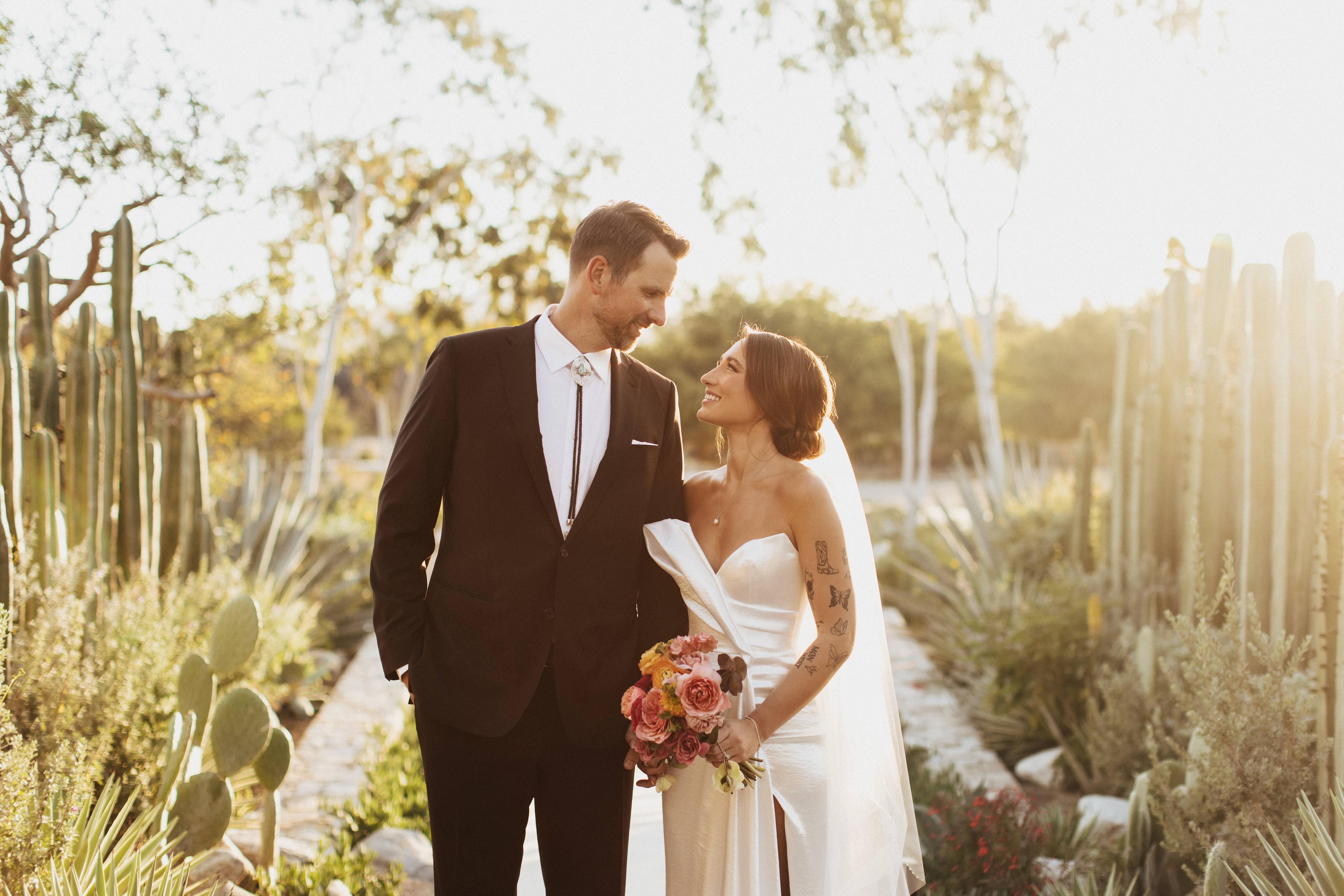 Wedding Tips & Tricks: 25 Wedding Planning Ideas for Brides & Grooms