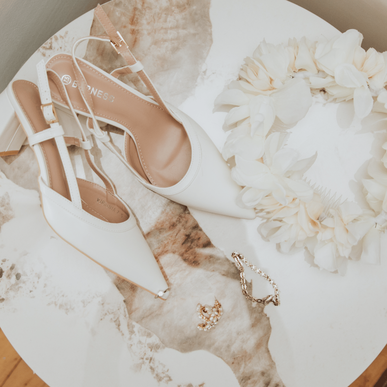 A Romantic Summer Wedding at King Oak Hill Park photo 2