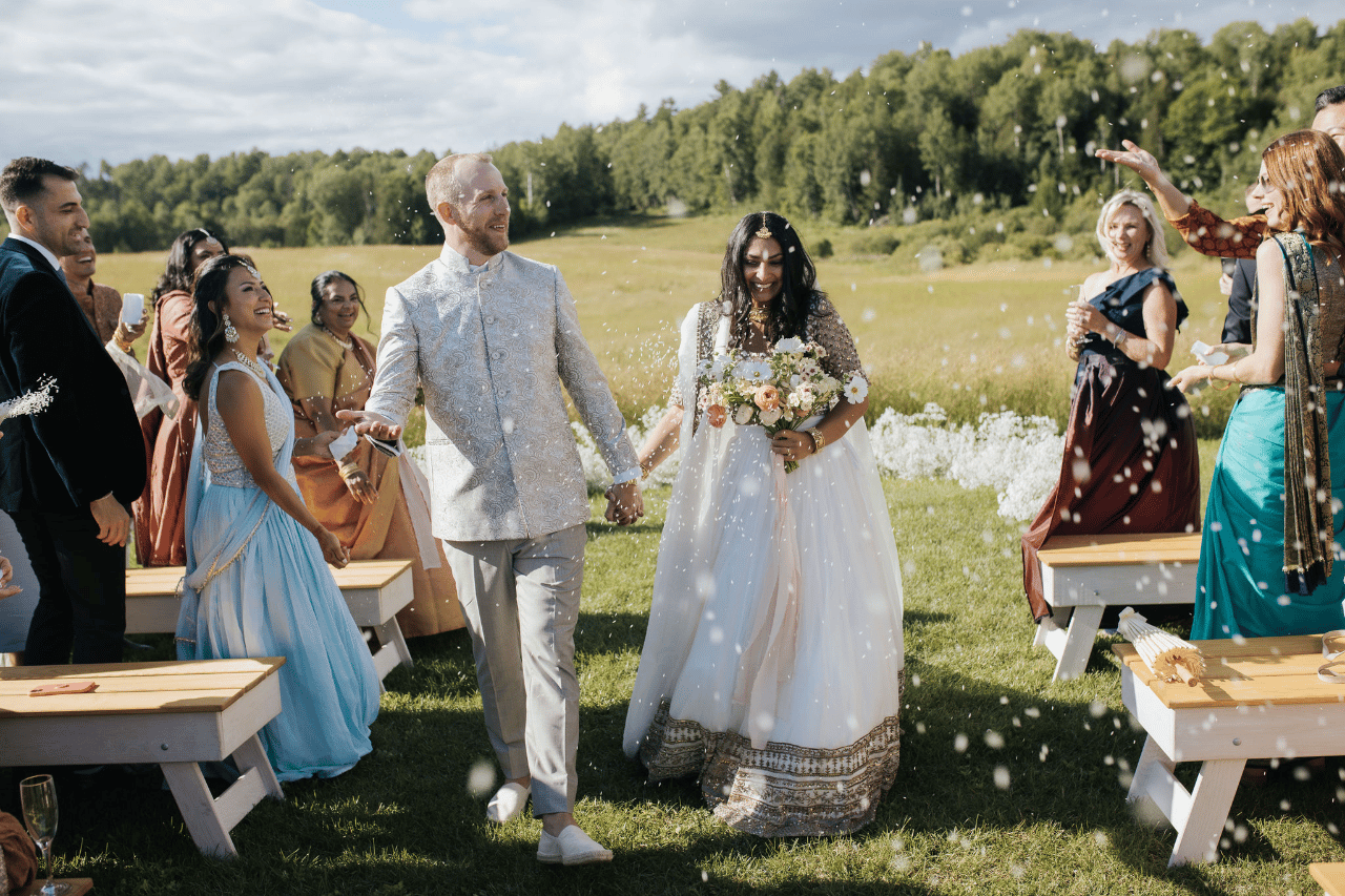 Photo by Joel & Justyna, Featured in A Whimsical Summer Wedding at Le Peaches & Cream