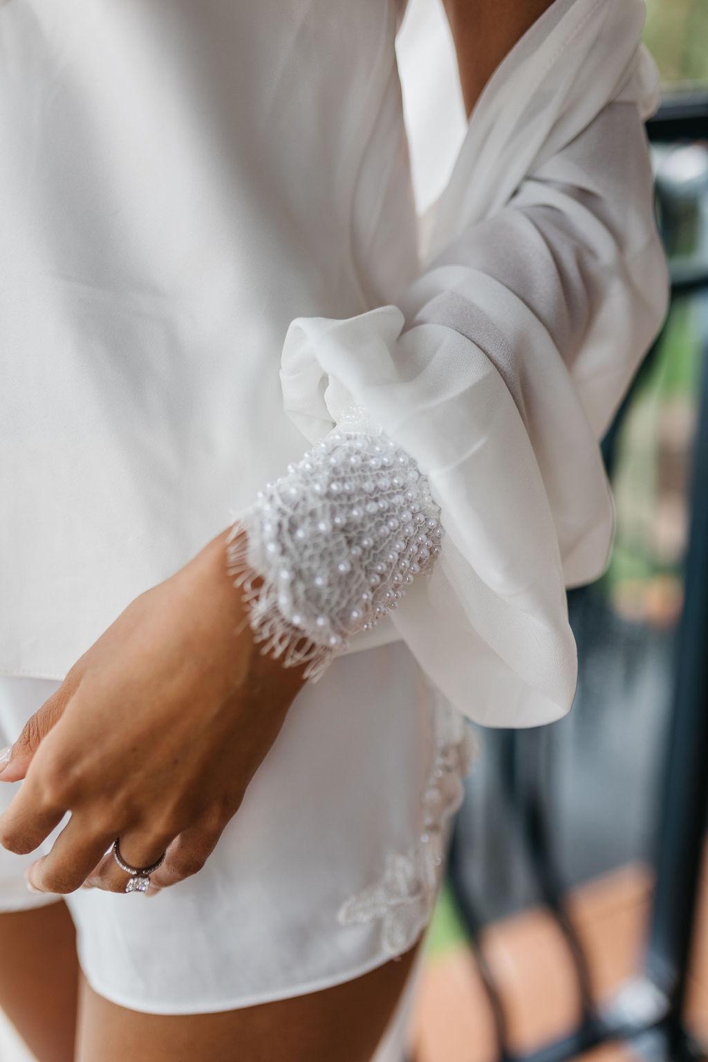 A Classic Summer Wedding at the Pelican Club 7