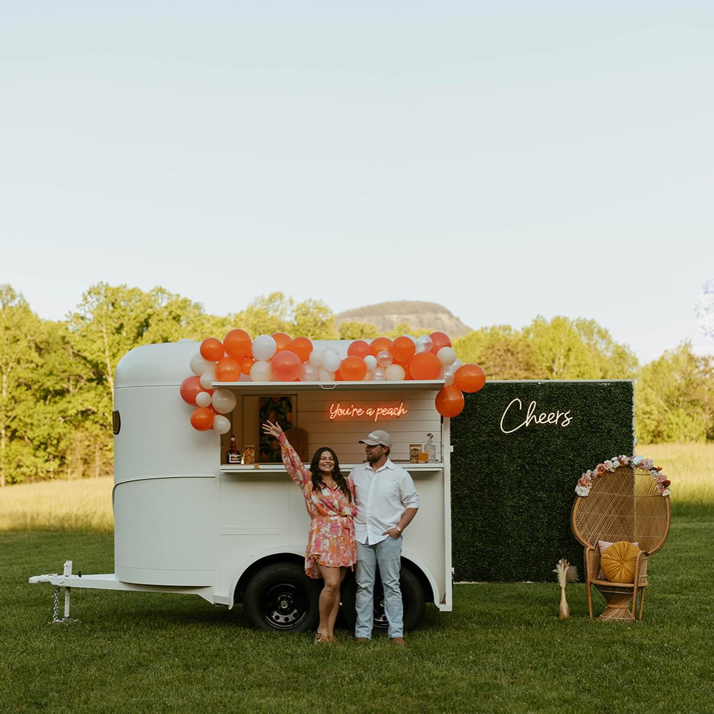 The Tipsy Peach Mobile Bar portfolio 3
