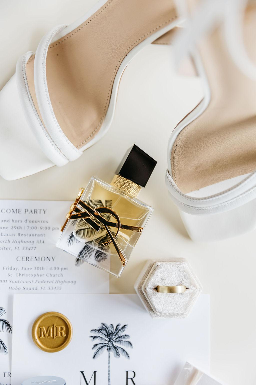 A Classic Summer Wedding at the Pelican Club 10