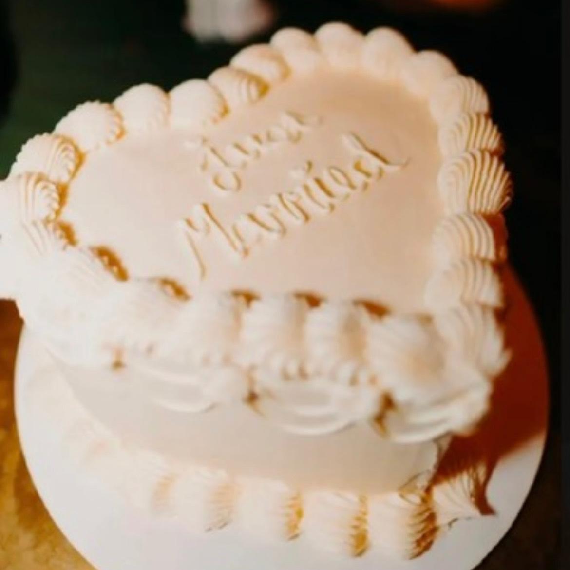 Shawnee Cake House