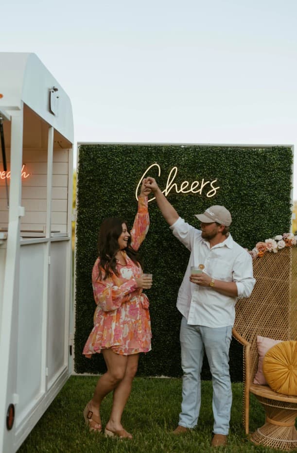 The Tipsy Peach Mobile Bar portfolio 5