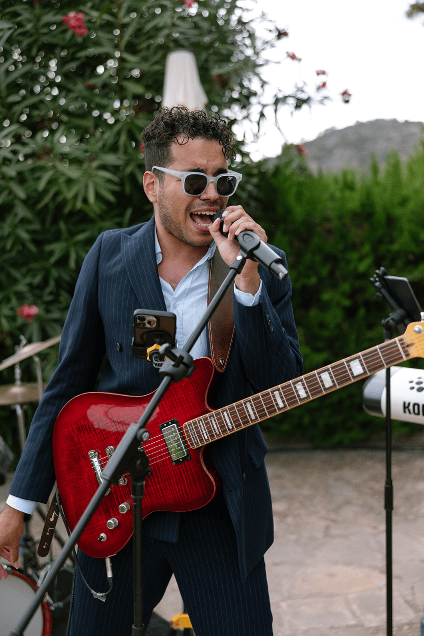 Chris Cardona Music