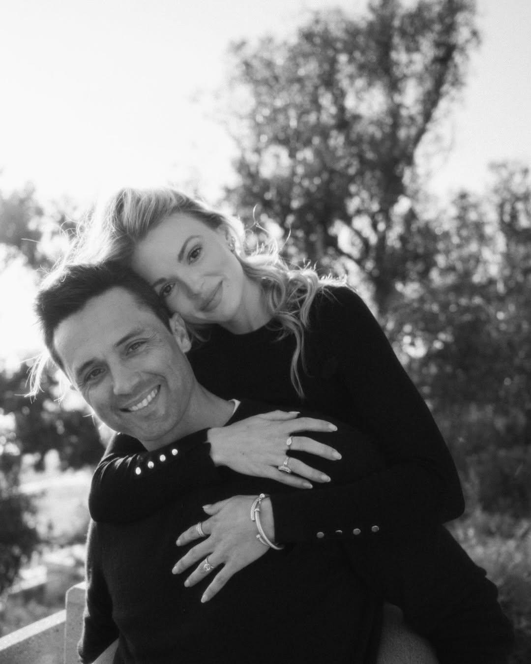 A Romantic Fall Engagement in Rome, Italy photo 4