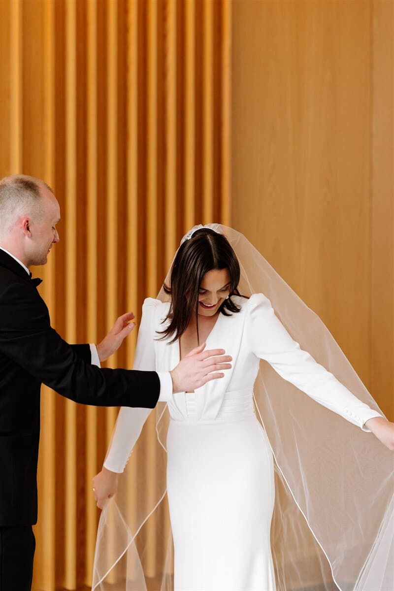 A Modern Spring Wedding at Farnam Hotel 19