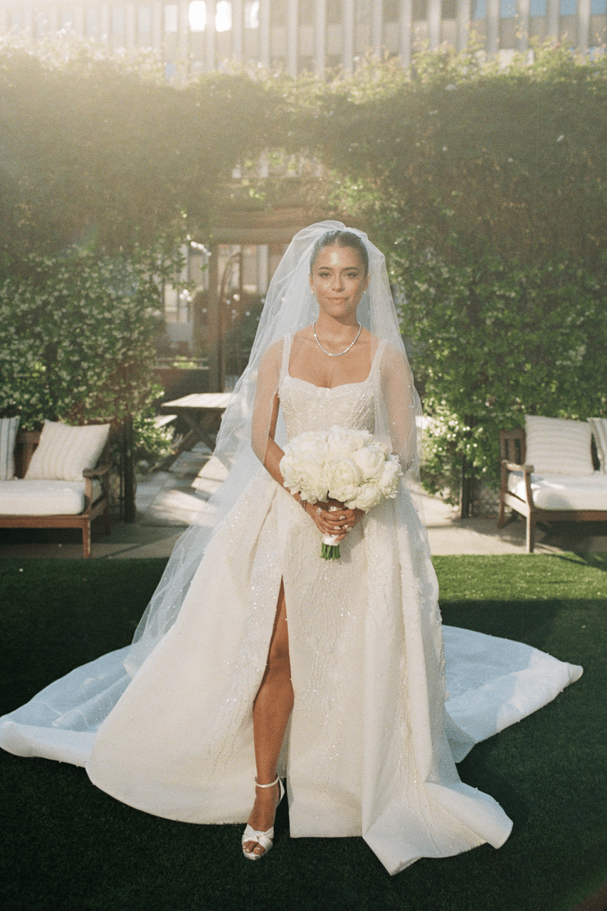 A Glamorous Spring Wedding at Jonathan Club photo 3