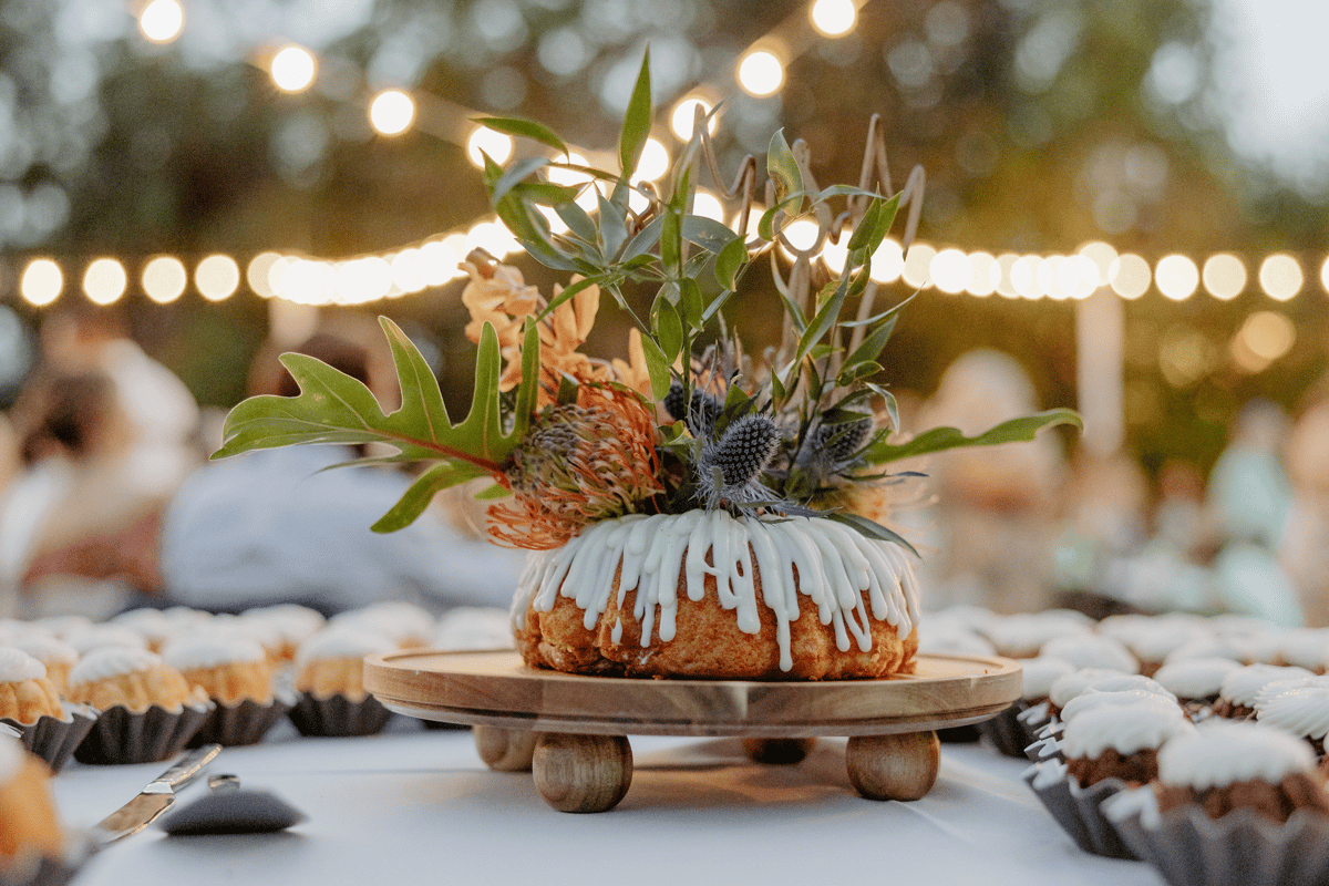 A Classic Spring Wedding at Palma Sola Botanical Park