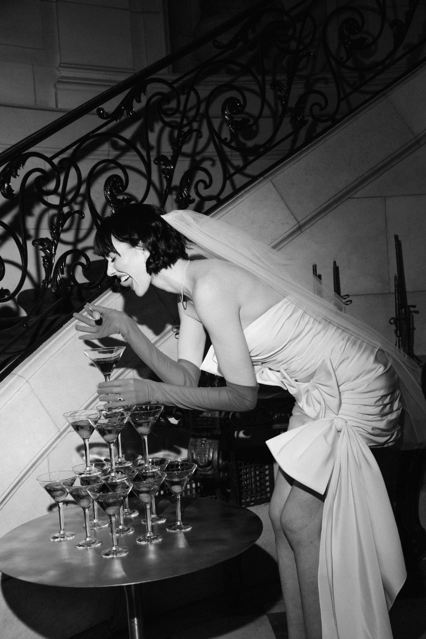 A Glamorous Winter Editorial Shoot at Meridian House photo 3