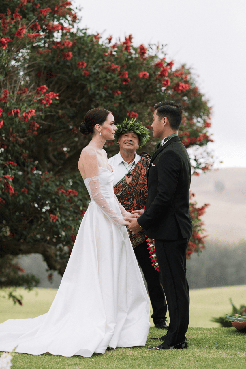 A Glamorous Fall Wedding at Kahua Ranch photo 2