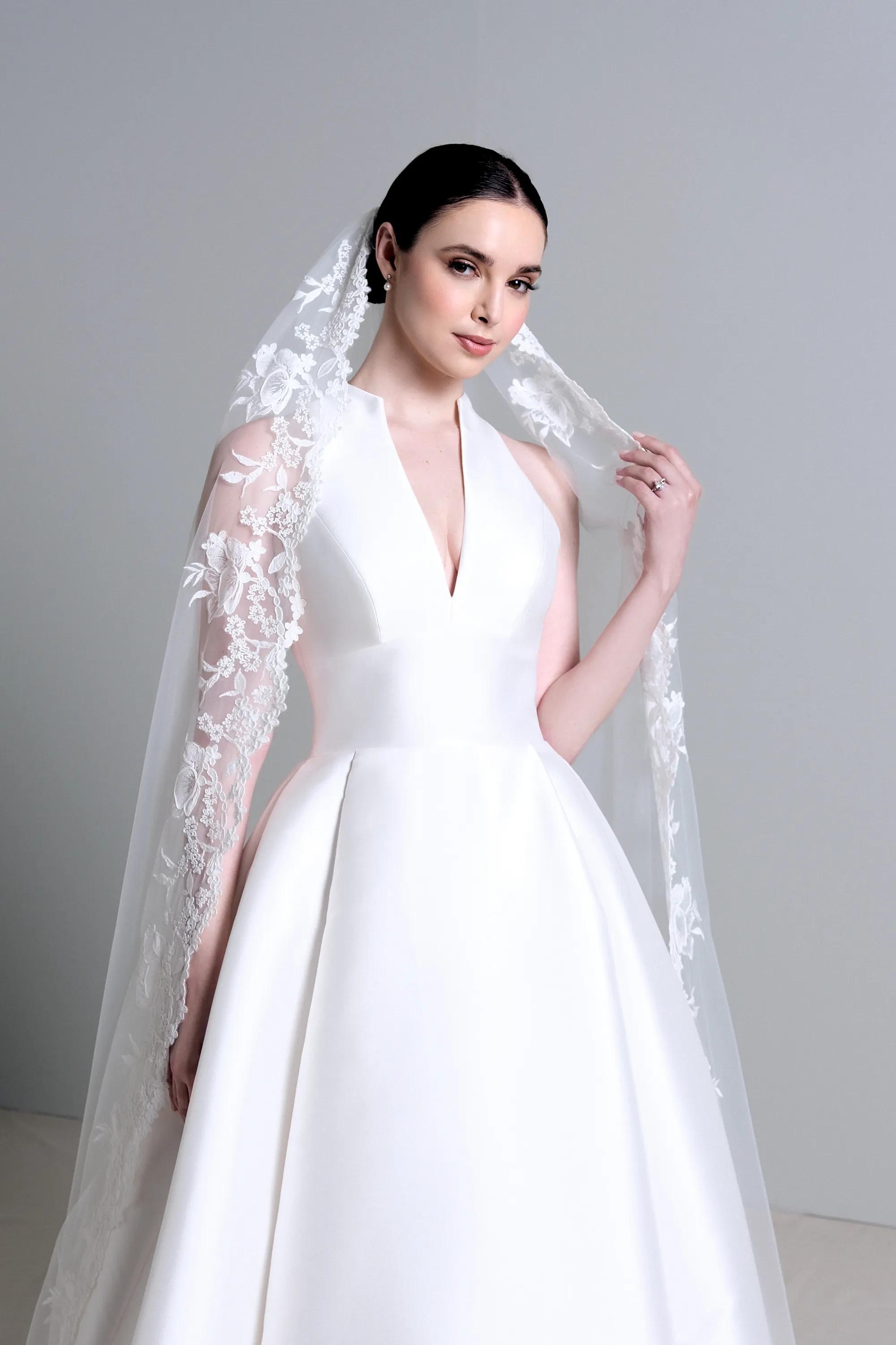 Chapel Length Veil (style TG1075L110)