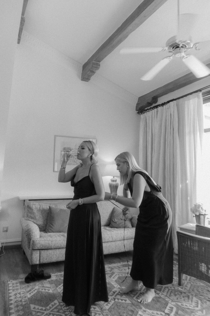A Modern Summer Wedding at Columbia Beach Resort photo 5