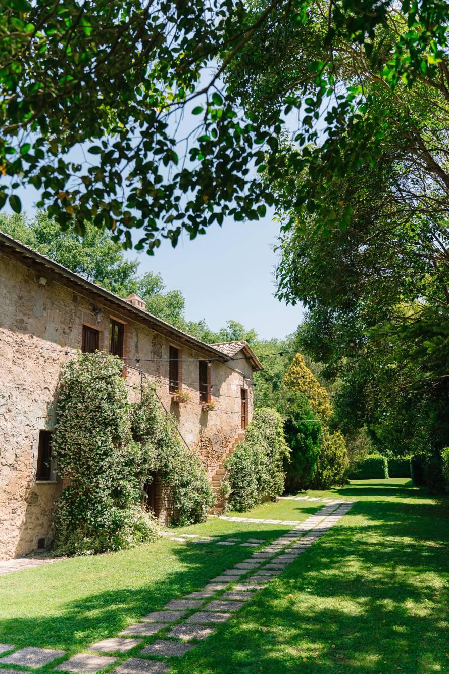A Romantic Summer Wedding at Antico Convento I Cappucini 39