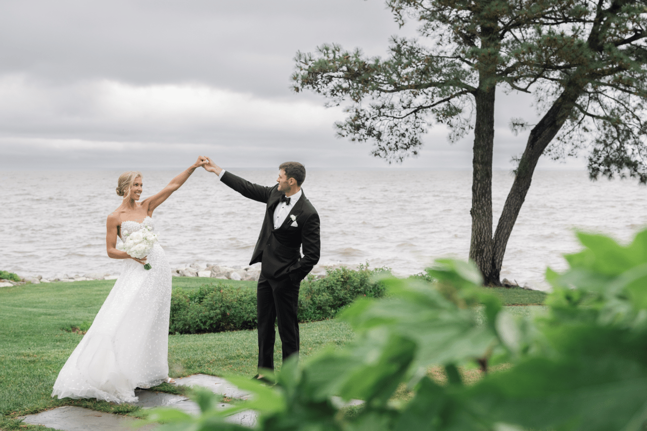 A Romantic Spring Wedding at Gibson Island Club photo 2