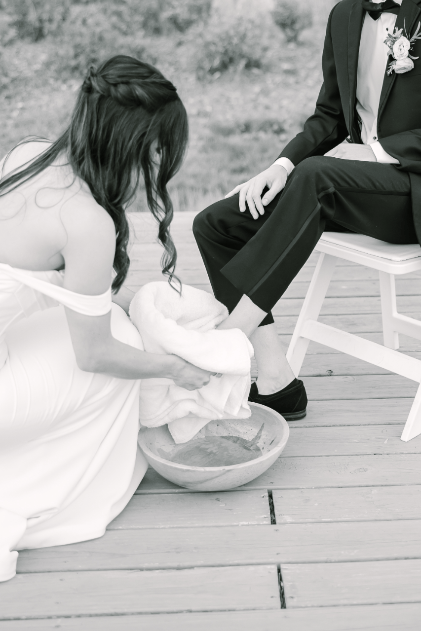 A Classic Spring Wedding at Fields at Skycrest photo 3