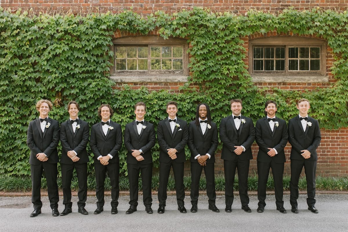 A Whimsical Summer Wedding at The Hermitage Museum & Gardens 13