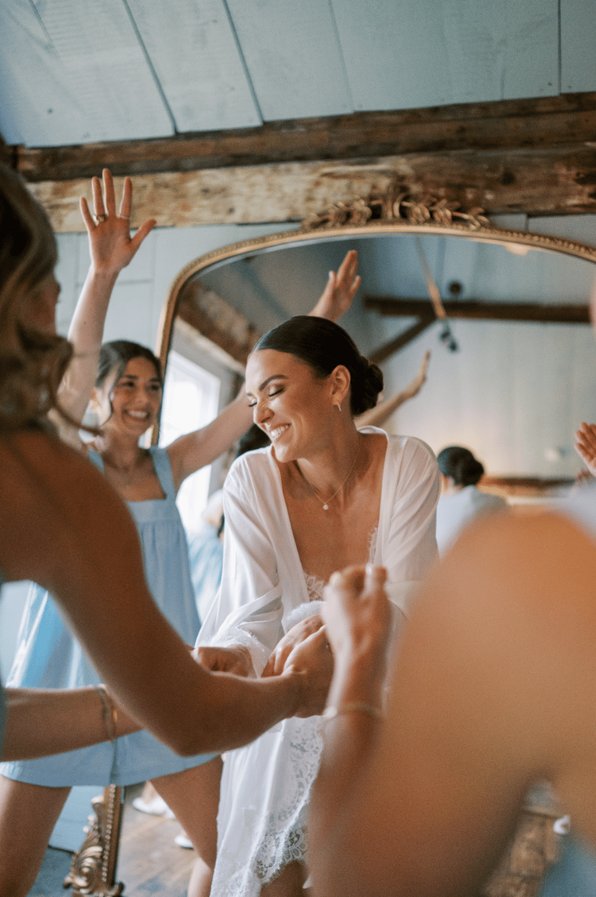 A Modern Summer Wedding at Crossed Keys Estate photo 2