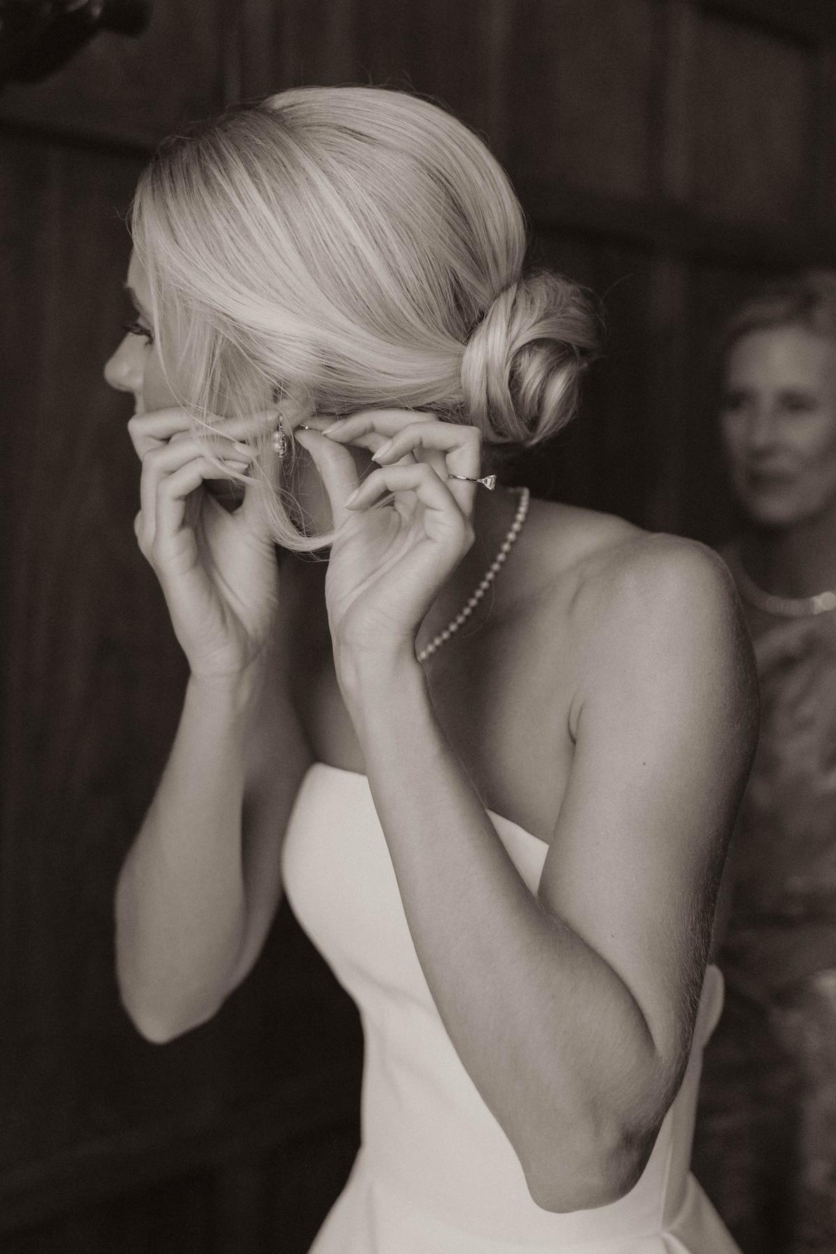 A Whimsical Summer Wedding at The Hermitage Museum & Gardens 31