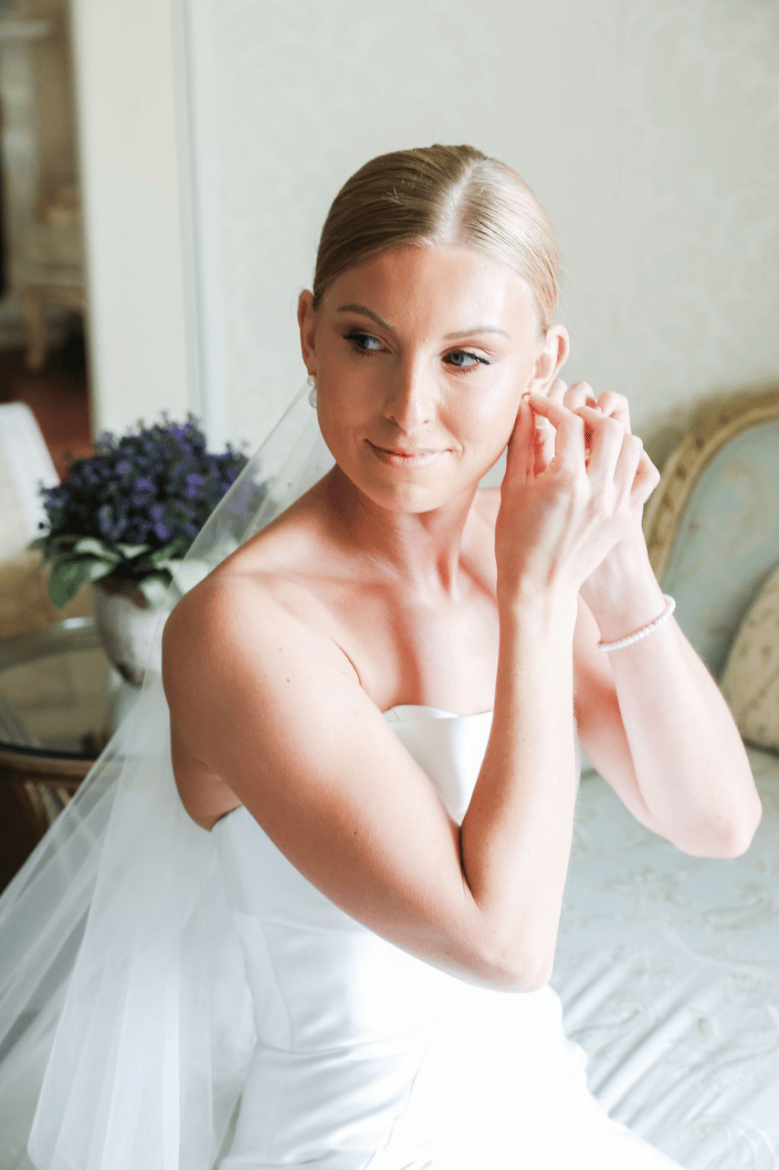 A Modern Spring Wedding at Ashford Estate photo 2