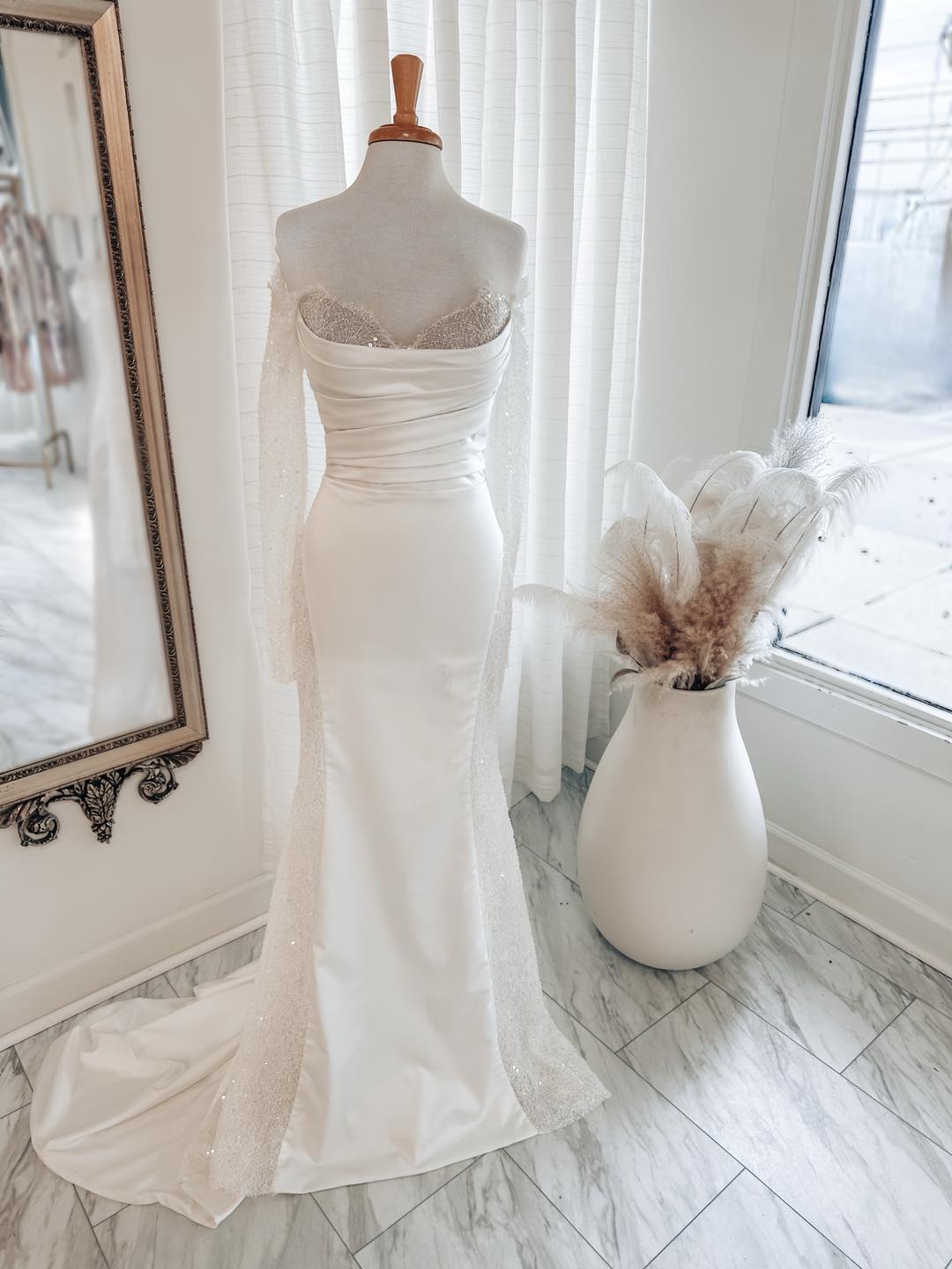 Eva Lendel (Lereve Boutique Inc)