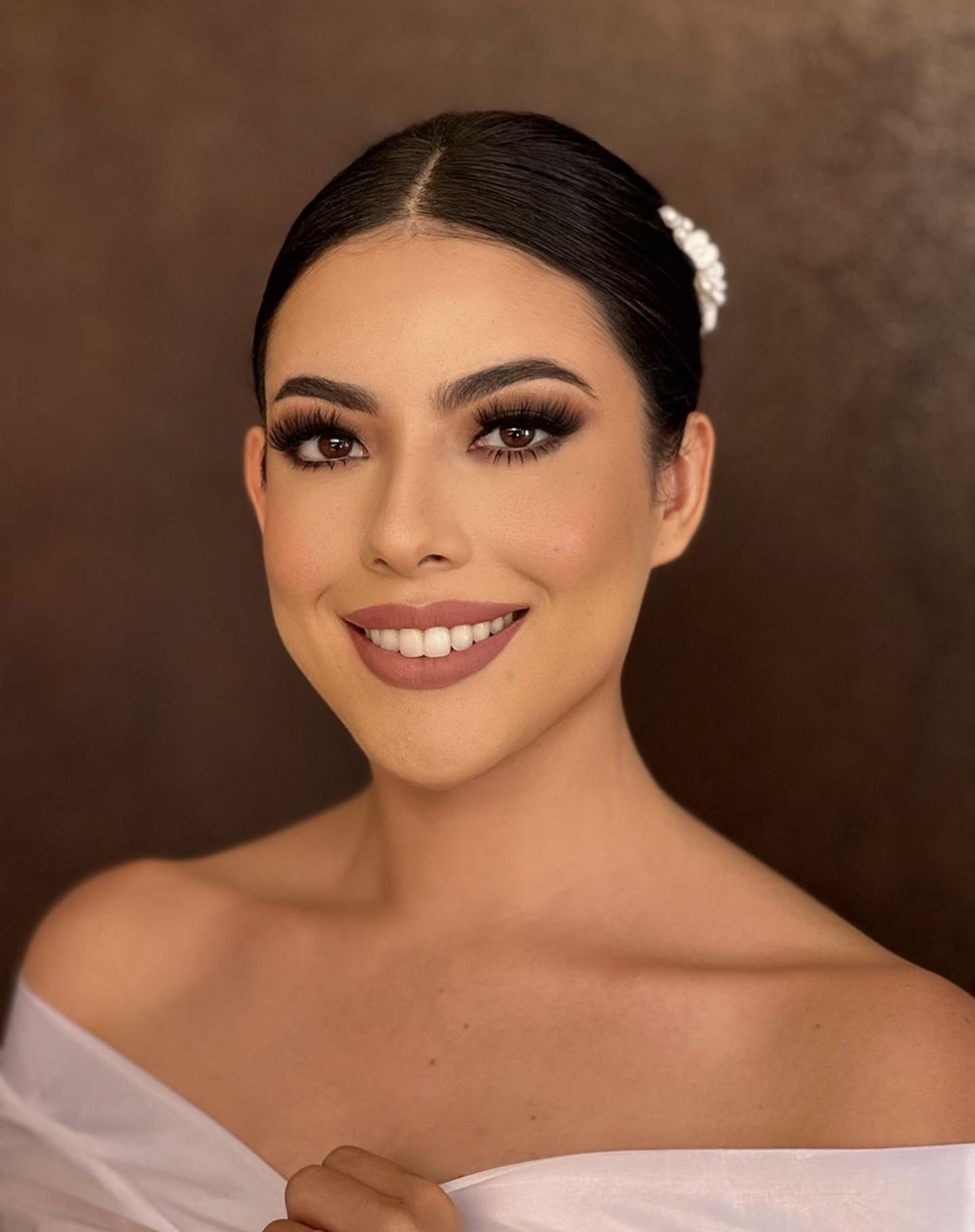 Liz De Alba Beauty portfolio 1