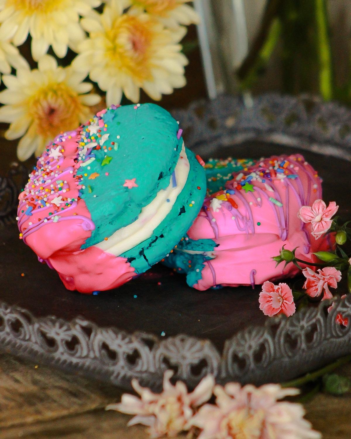 Ally and Eloise Bake Shop