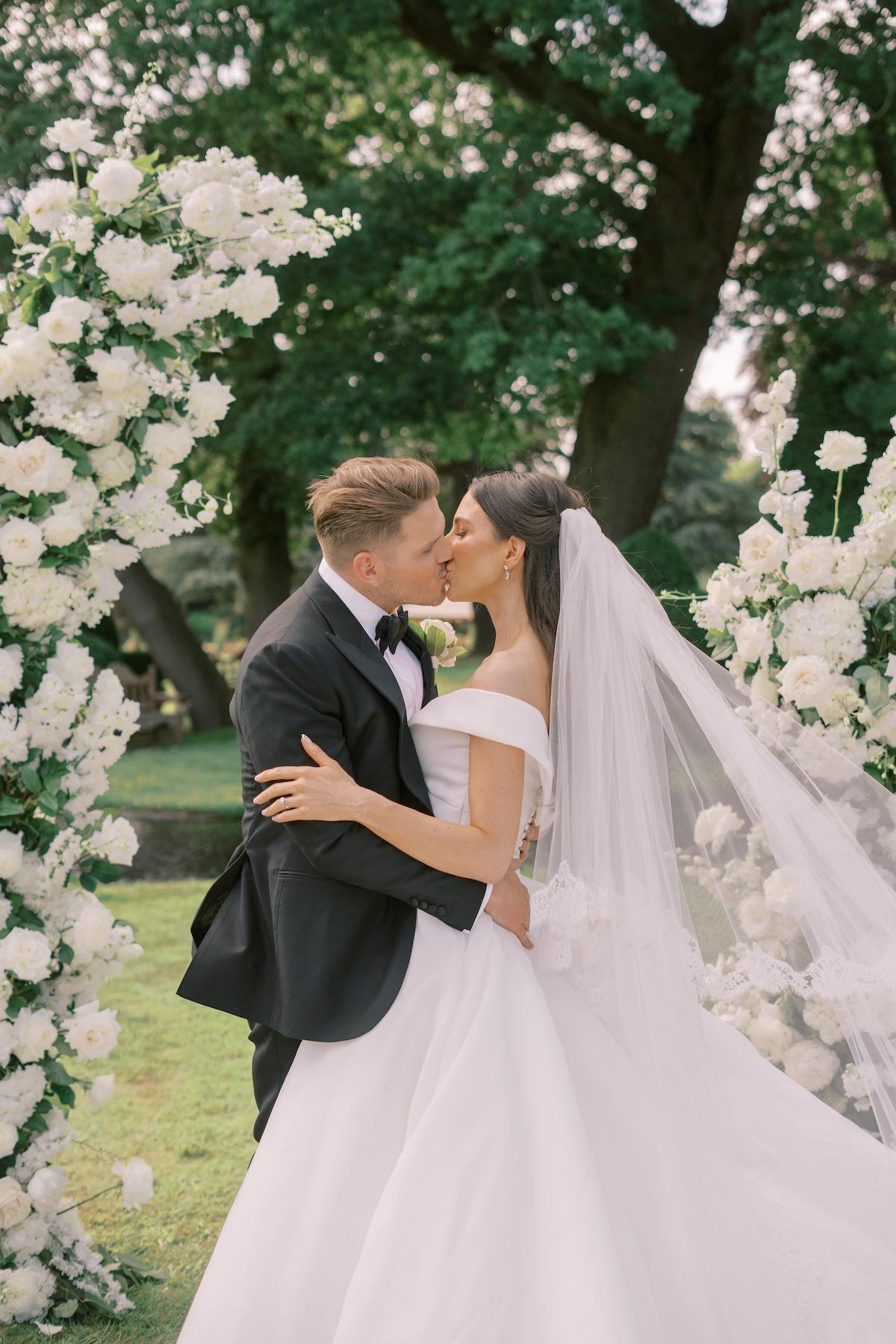 A Classic Summer Wedding at Grantley Hall 27
