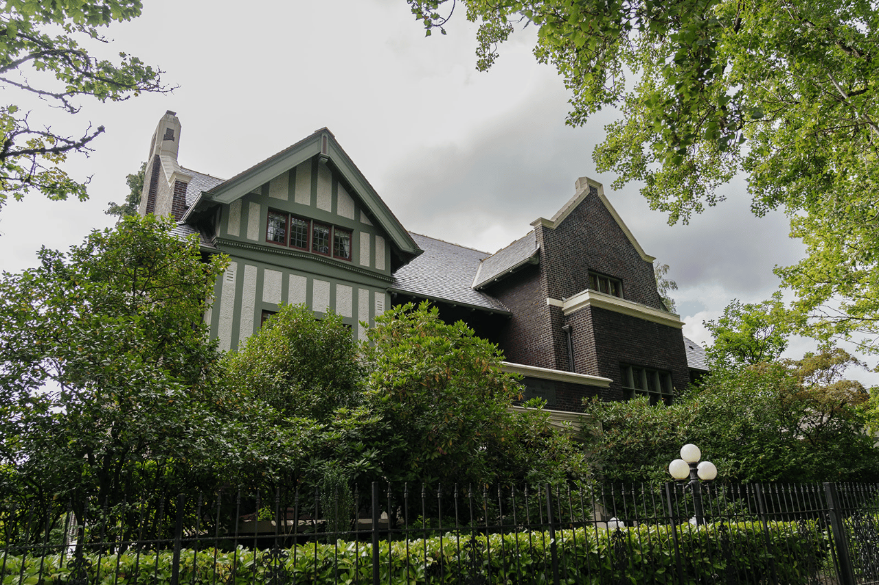 A Classic Summer Wedding at Shafer Baillie Mansion photo 2