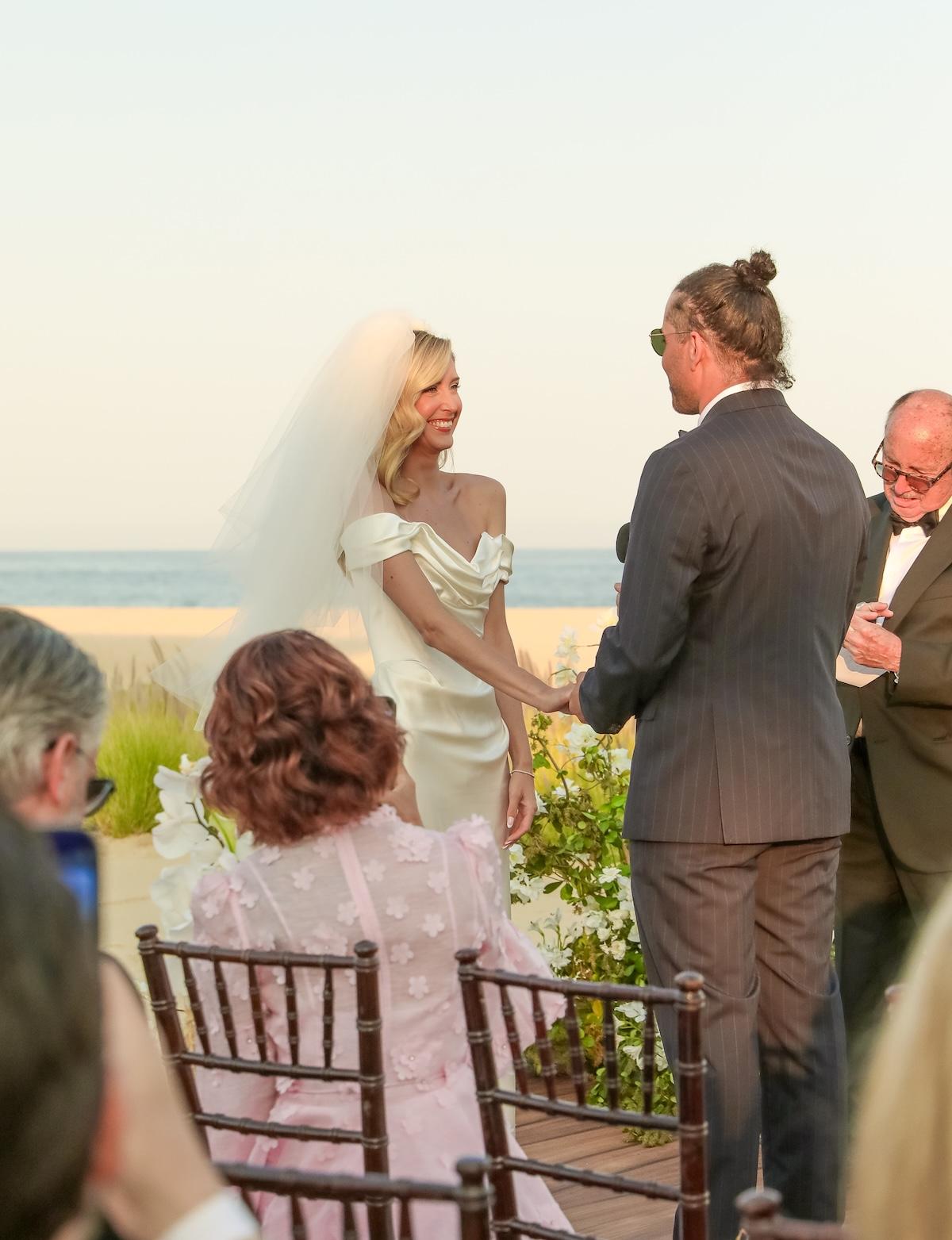 A Modern Summer Wedding at the Viceroy Los Cabos 23