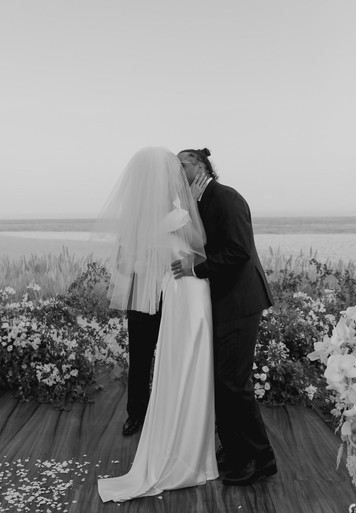 A Modern Summer Wedding at the Viceroy Los Cabos 18