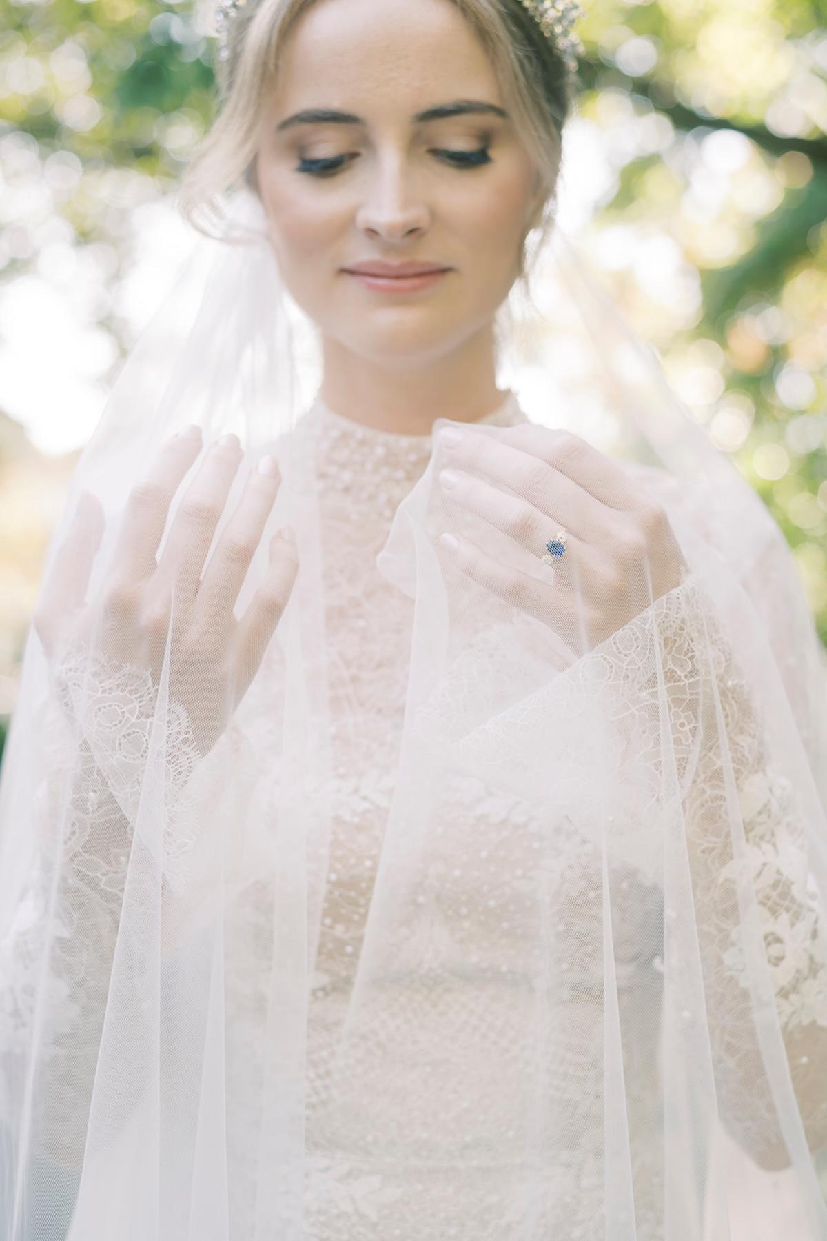 A Romantic Fall Wedding at Crossed Key Estate 10