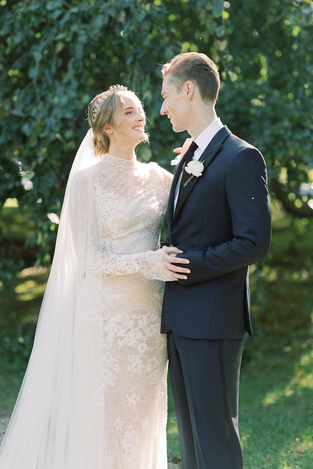 A Romantic Fall Wedding at Crossed Key Estate 21