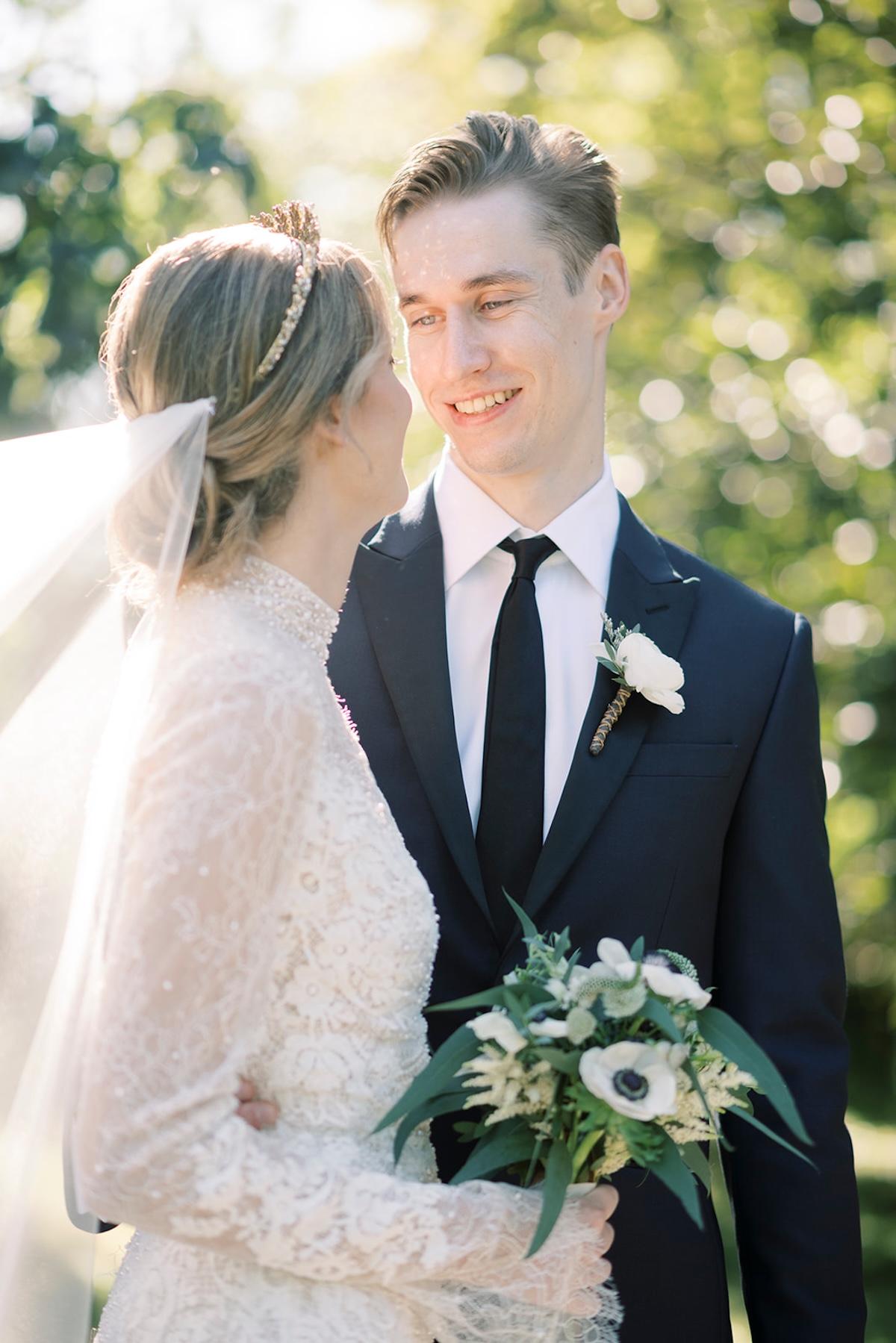 A Romantic Fall Wedding at Crossed Key Estate 15