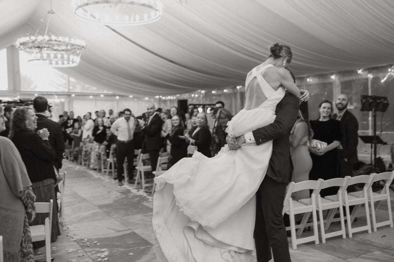 A Whimsical Summer Wedding at The Wilburton Inn photo 2