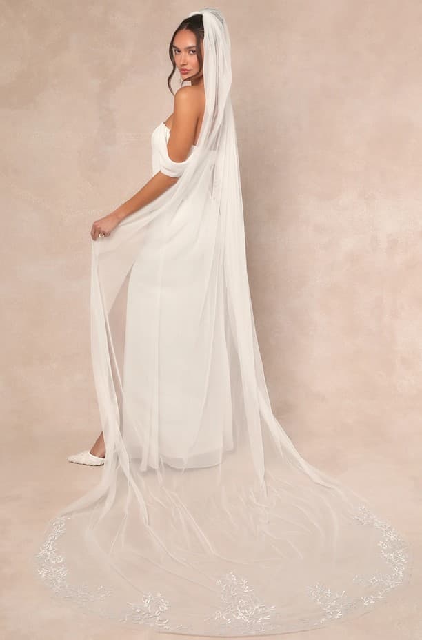 Cennon White Mesh Embroidered Cathedral Veil