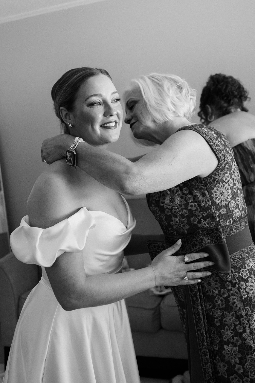 A Romantic Summer Wedding at The Little Chapel at Haven Ridge photo 2